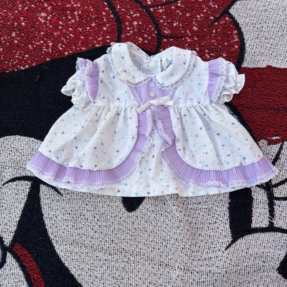 VINTAGE COTTON CANDY PURPLE WHITE FRILLY TOP BABY SIZE 12 MONTHS